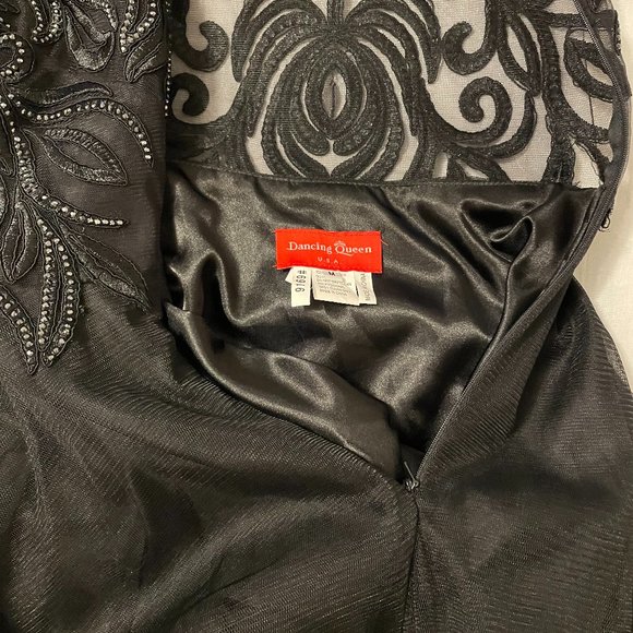 Dancing Queen -  Mini black dress - size medium - Picture 9 of 9